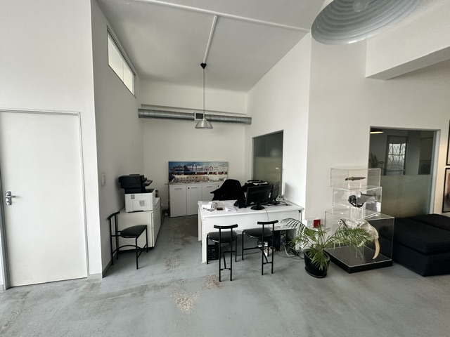 To Let Commercial Property for Rent in Woodstock Western Cape